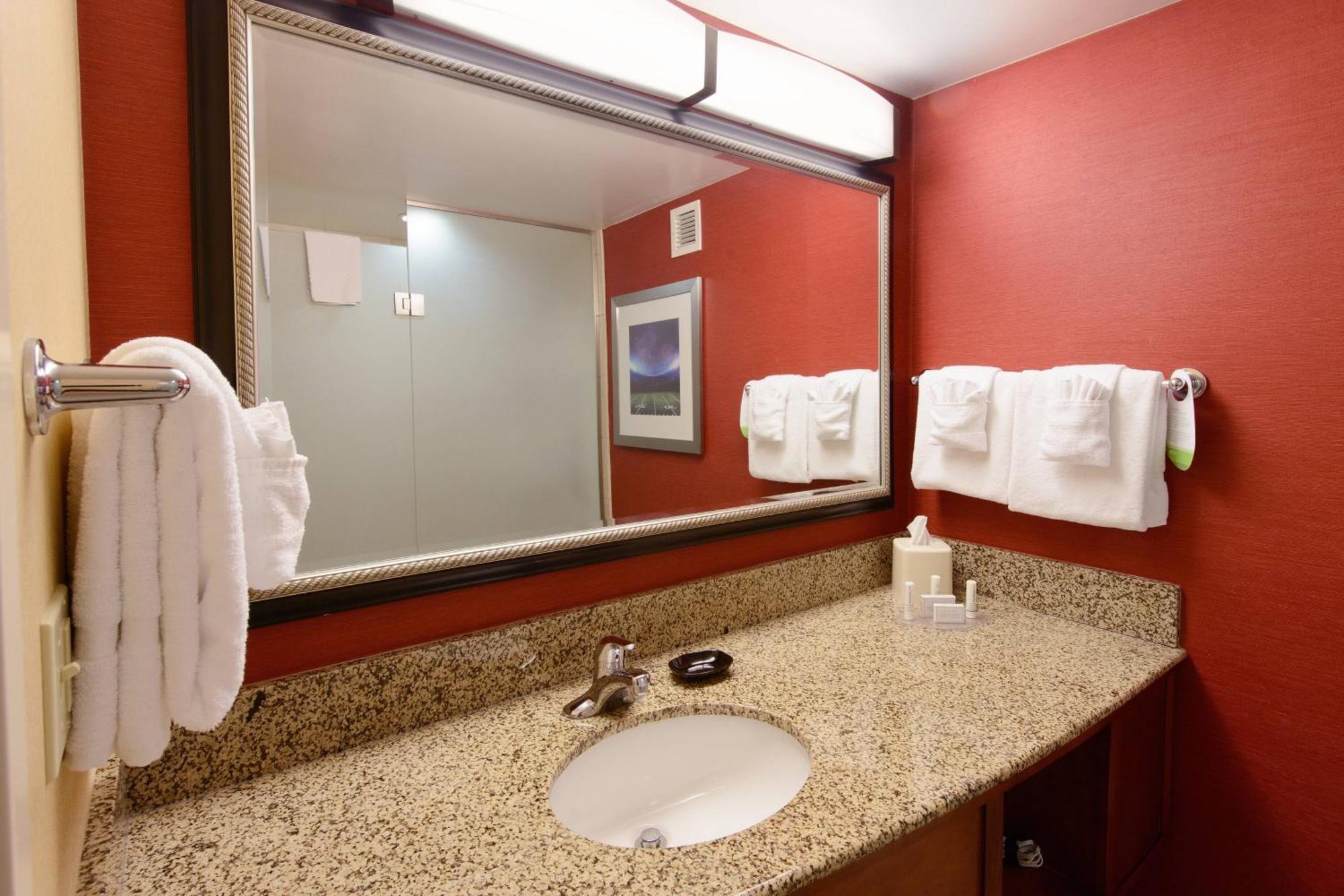 Courtyard By Marriott Canton North Canton Eksteriør billede
